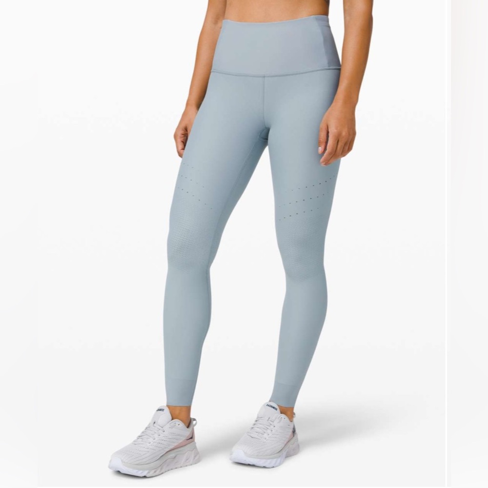 Lululemon Zoned In Tight 27” *Envelope Pocket in
Blue Cast